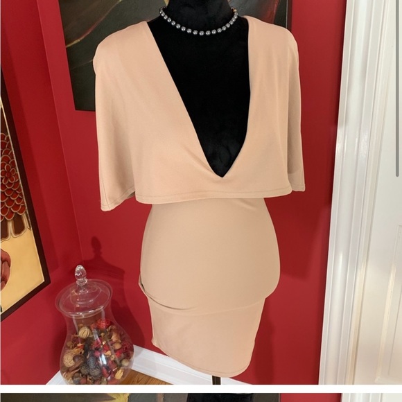 NWT Missguided Crepe Bodycon Dress, 2 - Picture 7 of 7